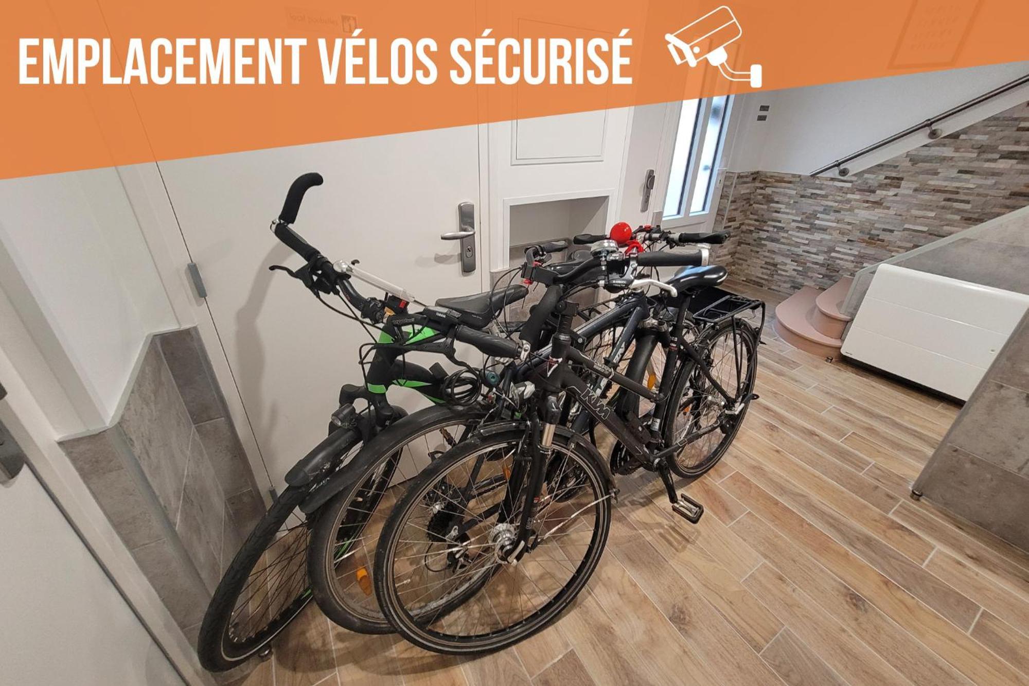 Promenade D'Automne - Netflix & Wifi - Climatisation- Parking Gratuit - Check-In 24H24 - Emplacement Velos - Goodmarning Châlons-en-Champagne Buitenkant foto